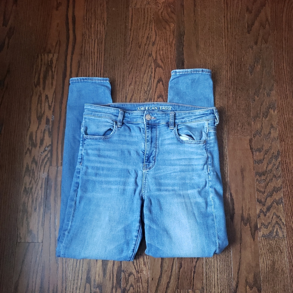 American Eagle skinny jeans